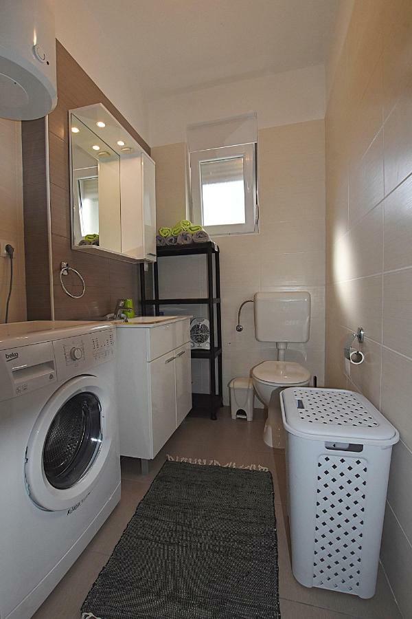 Marine Apartment Sukošan Екстериор снимка